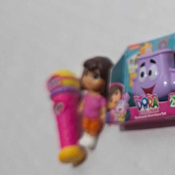 Dora the Exlplora Mini Brands toys - Picture 3 of 3
